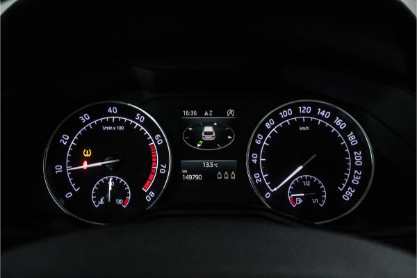 Škoda Superb Combi 1.5 TSI ACT Sportline Business 150Pk, Panorama, Climate,