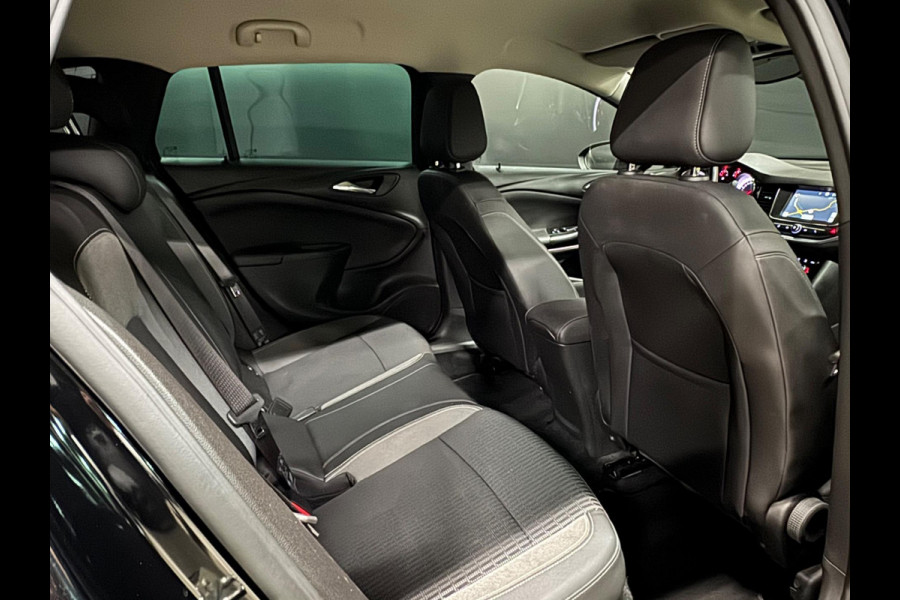 Opel Astra Sports Tourer 1.2 Design & Tech, Camera, Navi, Cruise, Private Glas, PDC, Clima, Dealer Onderhouden