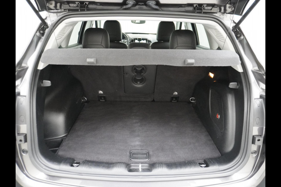 Jeep Compass 1.4 MultiAir Limited VAN: 21.900,- VOOR: 19.877,- UW HERFSTVOORDEEL: 2.023,- EURO | 1e Eigenaar | Origineel NL Auto | Afneembare Trekhaak | Dealer onderhouden |  Rijklaar met Afleverbeurt & 12 mnd BOVAG Garantie!