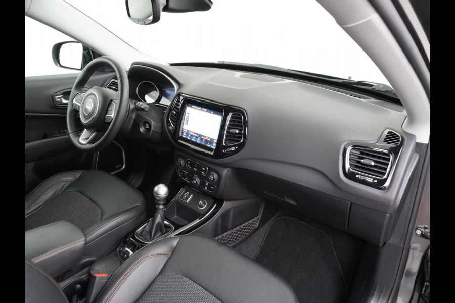 Jeep Compass 1.4 MultiAir Limited VAN: 21.900,- VOOR: 19.877,- UW HERFSTVOORDEEL: 2.023,- EURO | 1e Eigenaar | Origineel NL Auto | Afneembare Trekhaak | Dealer onderhouden |  Rijklaar met Afleverbeurt & 12 mnd BOVAG Garantie!