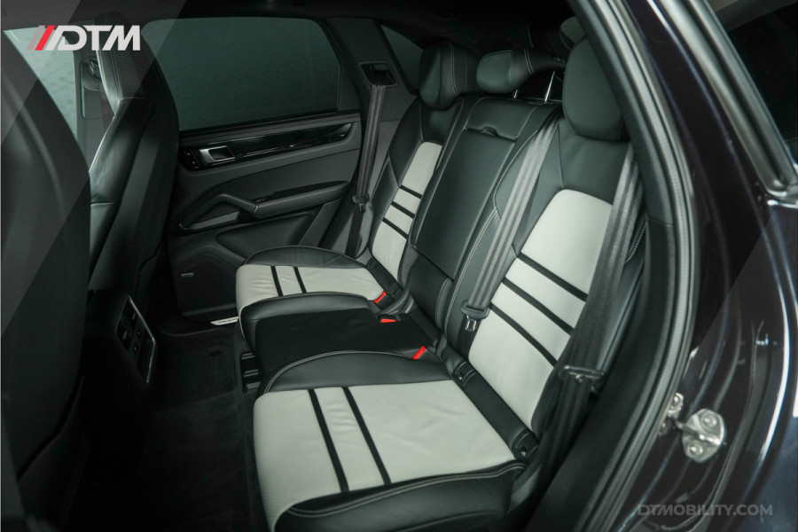 Porsche Cayenne 3.0 Sport Chrono | VOL | Pano | Stoelvent. | Luchtvering