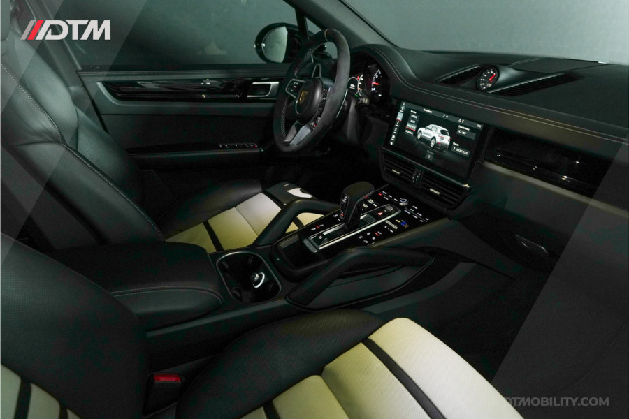 Porsche Cayenne 3.0 Sport Chrono | VOL | Pano | Stoelvent. | Luchtvering