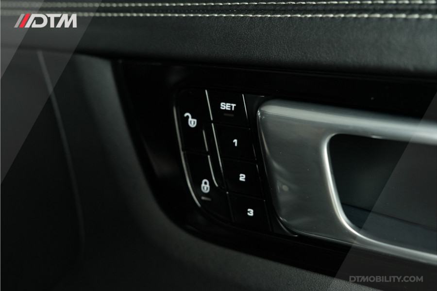 Porsche Cayenne 3.0 Sport Chrono | VOL | Pano | Stoelvent. | Luchtvering