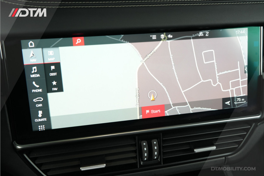 Porsche Cayenne 3.0 Sport Chrono | VOL | Pano | Stoelvent. | Luchtvering