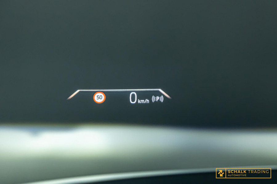 BMW X2 SDrive20i Launch Edition|M-sport|HUD|Cam|Alcantara