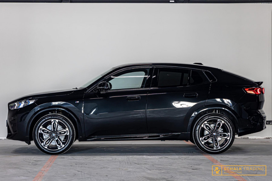 BMW X2 SDrive20i Launch Edition|M-sport|HUD|Cam|Alcantara