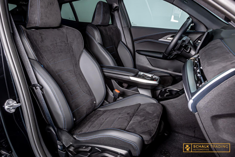 BMW X2 SDrive20i Launch Edition|M-sport|HUD|Cam|Alcantara
