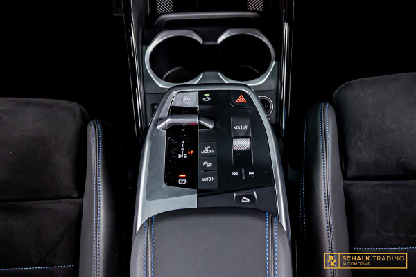 BMW X2 SDrive20i Launch Edition|M-sport|HUD|Cam|Alcantara