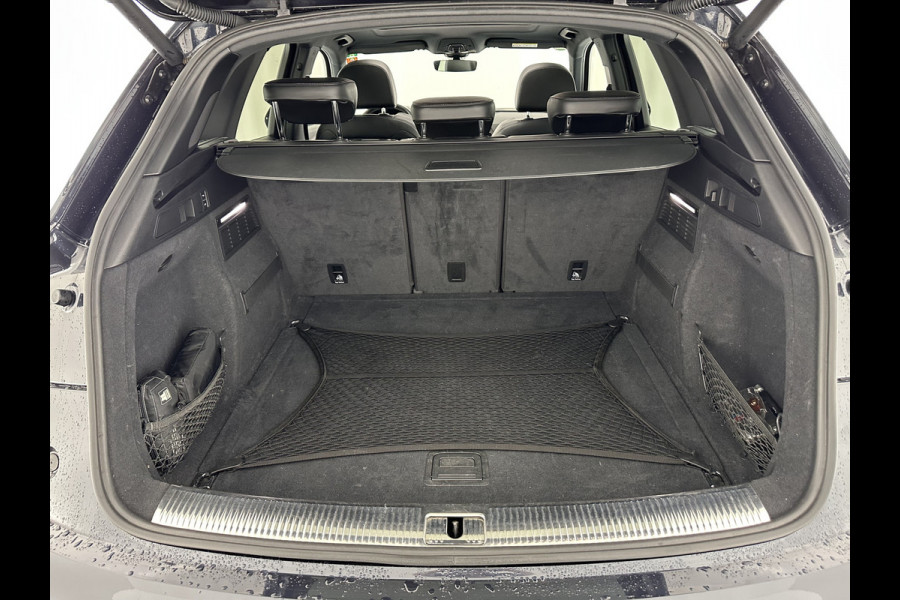 Audi SQ5 3.0 TFSI quattro Aut. *PANO | FULL-LEATHER | FULL-LED | HEAD-UP | ADAPTIVE-CRUISE | BLIND-SPOT | SPORT-SEATS | NAVI-FULLMAP | ECC | PDC | CRUISE | 20''ALU* Audi SQ5 3.0 TFSI quattro Aut. *PANO | FULL-LEATHER | FULL-LED | HEAD-UP | ADAPTIVE-CRUISE | BLIND-SPOT | SPORT-SEATS | NAVI-FULLMAP | ECC | PDC | CRUISE | 20''ALU*