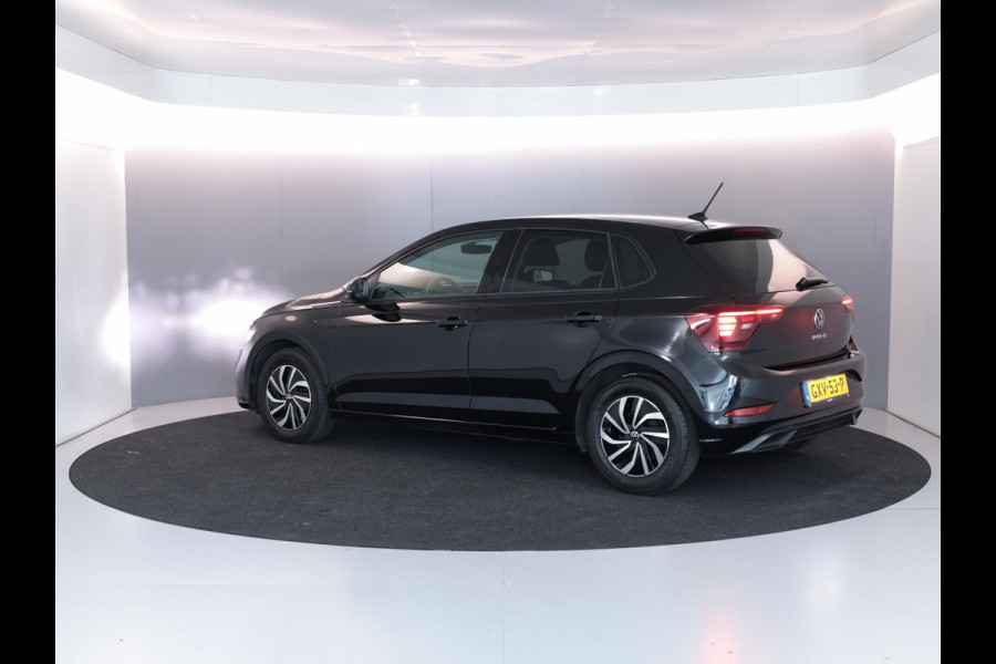 Volkswagen Polo 1.0 TSI Life Edition 95 pk Automaat (DSG) | Verlengde garantie | Navigatie via App | Parkeersensoren | Achteruitrijcamera | Stoelverwarming |