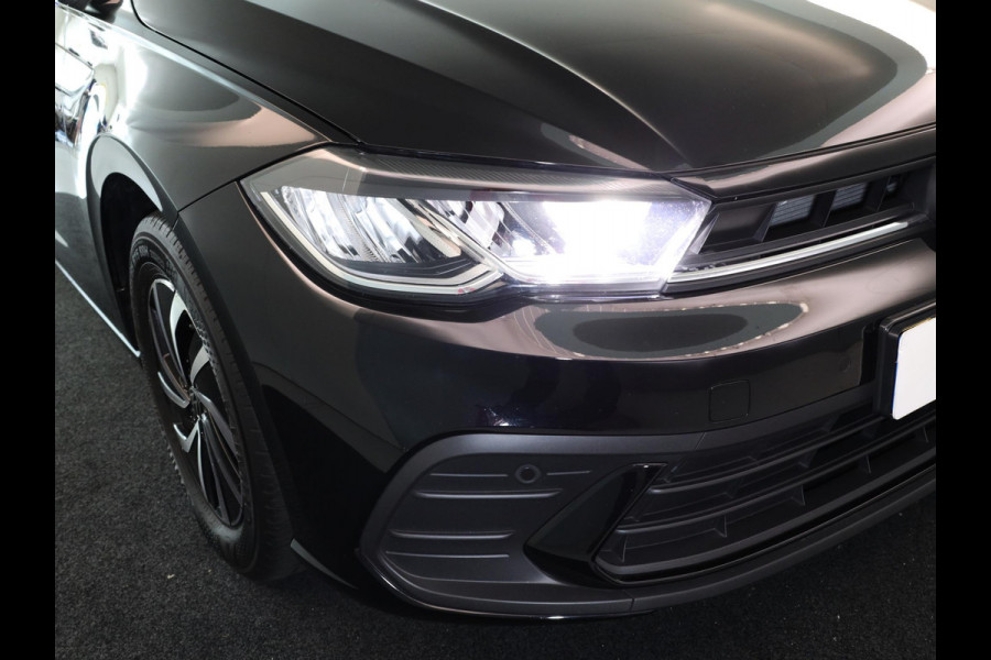 Volkswagen Polo 1.0 TSI Life Edition 95 pk Automaat (DSG) | Verlengde garantie | Navigatie via App | Parkeersensoren | Achteruitrijcamera | Stoelverwarming |
