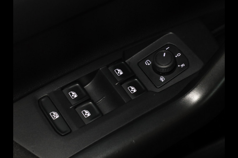 Volkswagen Polo 1.0 TSI Life Edition 95 pk Automaat (DSG) | Verlengde garantie | Navigatie via App | Parkeersensoren | Achteruitrijcamera | Stoelverwarming |