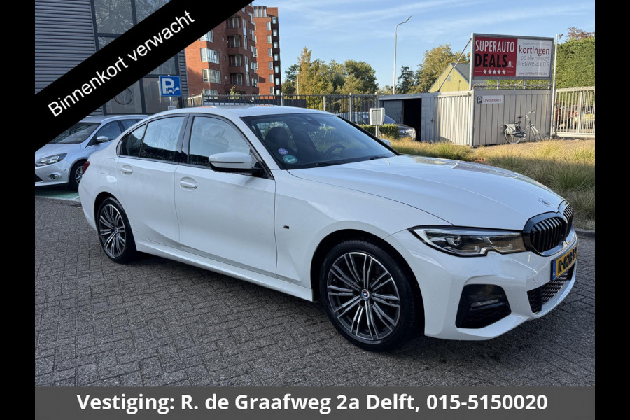 BMW 3-serie 320e M-Sport Business Plus Edition Shadow Line | Stoelverwarming | Parkeersensoren |