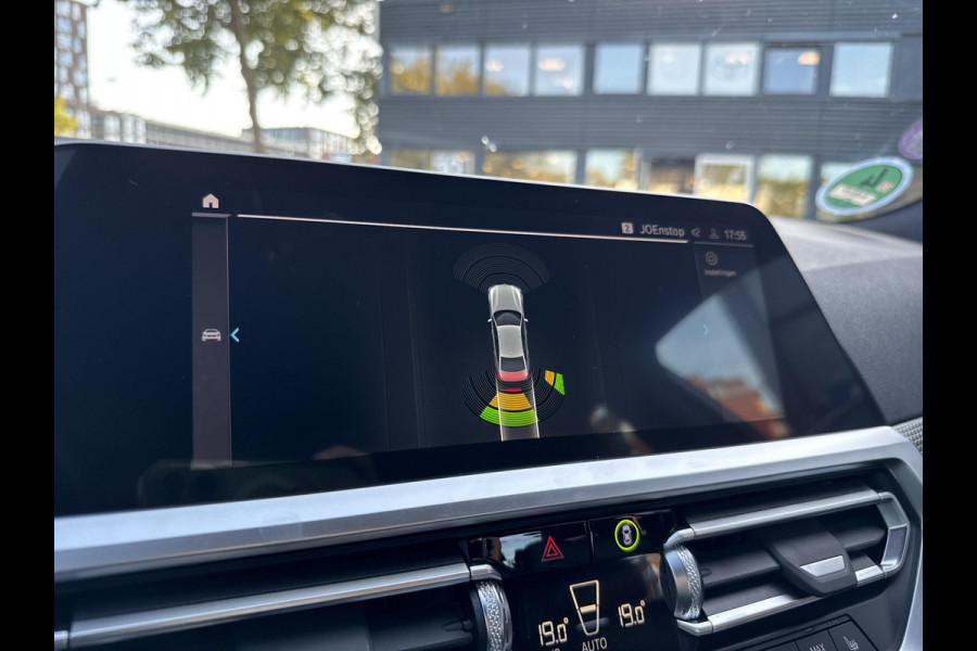 BMW 3-serie 320e M-Sport Business Plus Edition Shadow Line | Stoelverwarming | Parkeersensoren |