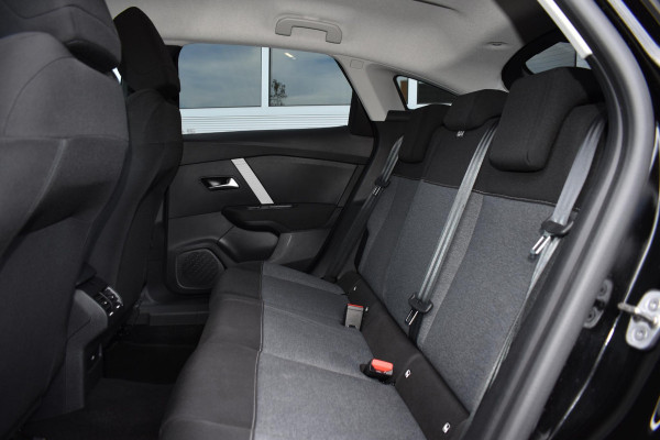 Citroën C4 1.2 Puretech 100PK Feel | Navi | Trekhaak | Camera | Stoelverw. | Incl. garantie
