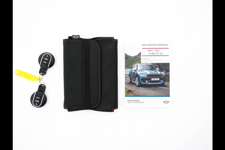 MINI Countryman 2.0 Cooper S Knightsbridge Edition JCW-Sportpack Aut. *PANO |  LUXURY-LEATHER | FULL-LED | HARMAN/KARDON-AUDIO | HEATED-SPORTSEATS | KEYLESS | CAMERA | AMBIENT-LIGHT | NAVI-FULLMAP | HEAD-UP | PRIVACY-GLASS | SHIFT-PADDLES | 18''ALU* MINI Countryman 2.0 Cooper S Knightsbridge Edition JCW-Sportpack Aut. *PANO |  LUXURY-LEATHER | FULL-LED | HARMAN/KARDON-AUDIO | HEATED-SPORTSEATS | KEYLESS | CAMERA | AMBIENT-LIGHT | NAVI-FULLMAP | HEAD-UP | PRIVACY-GLASS | SHIFT-PADDLES | 18''ALU*