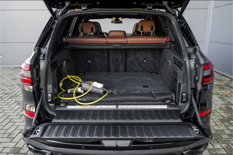 BMW X5 xDrive45e High Ex M-Pakket Pano 360° Camera Luchtvering 22"