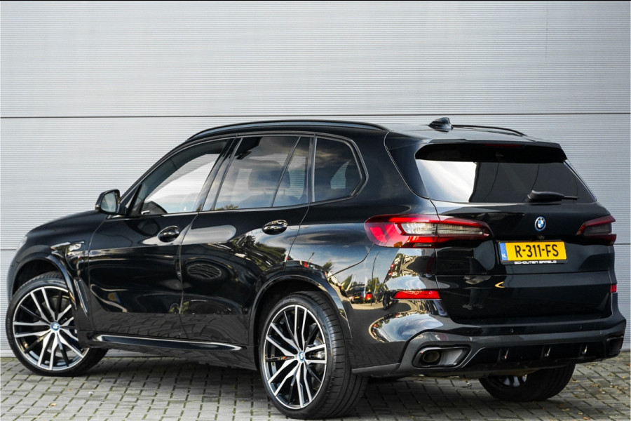 BMW X5 xDrive45e High Ex M-Pakket Pano 360° Camera Luchtvering 22"