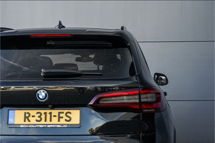BMW X5 xDrive45e High Ex M-Pakket Pano 360° Camera Luchtvering 22"