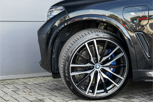 BMW X5 xDrive45e High Ex M-Pakket Pano 360° Camera Luchtvering 22"