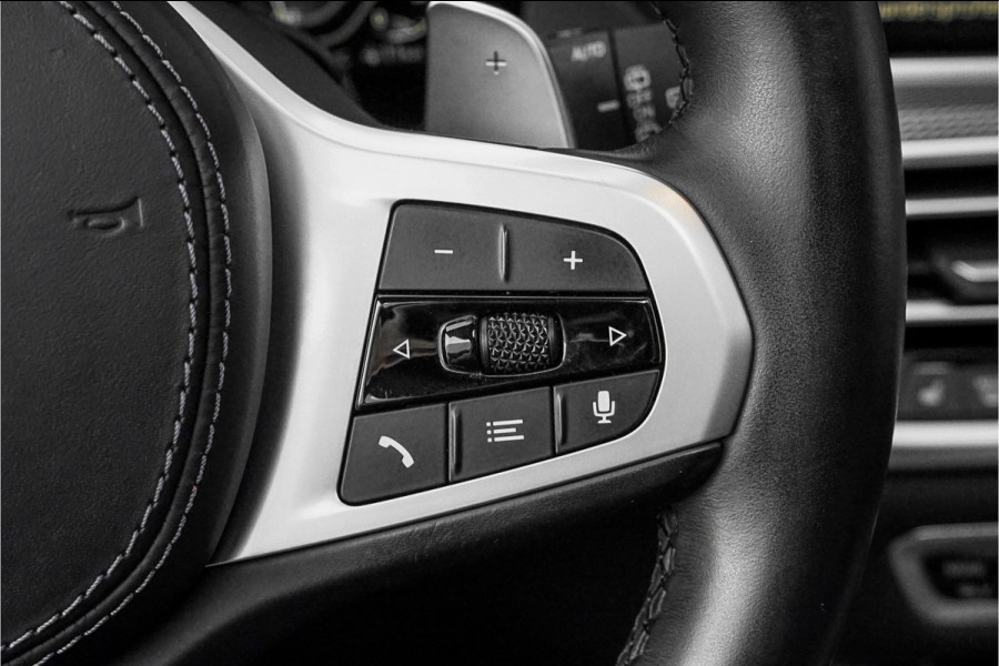 BMW X5 xDrive45e High Ex M-Pakket Pano 360° Camera Luchtvering 22"