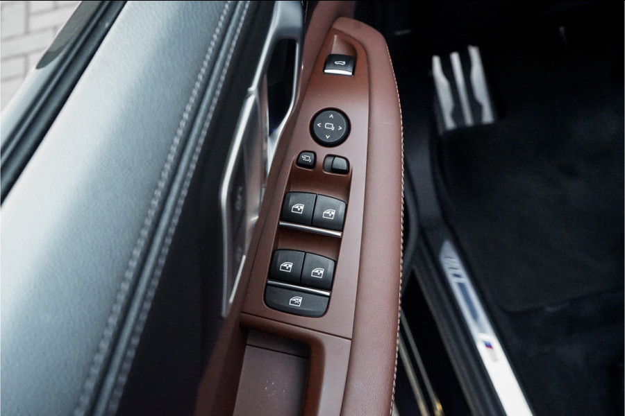 BMW X5 xDrive45e High Ex M-Pakket Pano 360° Camera Luchtvering 22"
