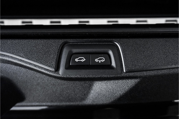 BMW X5 xDrive45e High Ex M-Pakket Pano 360° Camera Luchtvering 22"