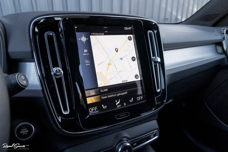 Volvo XC40 1.5 T4 Recharge Inscription Expression | Cruise control | Zwenkbare trekhaak | Apple carplay |