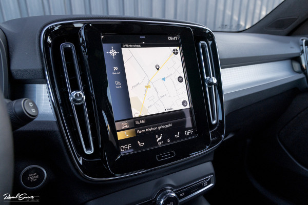 Volvo XC40 1.5 T4 Recharge Inscription Expression | Cruise control | Zwenkbare trekhaak | Apple carplay |