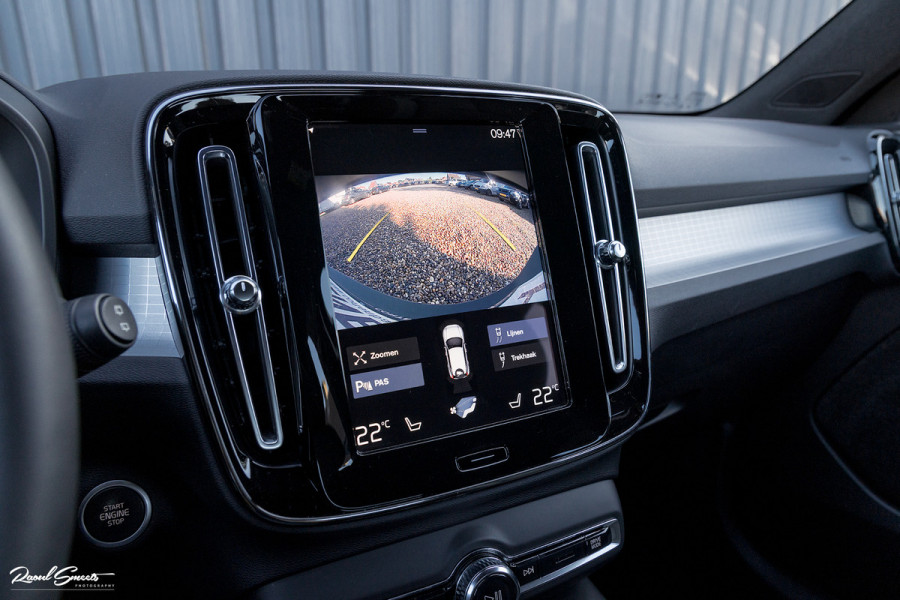 Volvo XC40 1.5 T4 Recharge Inscription Expression | Cruise control | Zwenkbare trekhaak | Apple carplay |