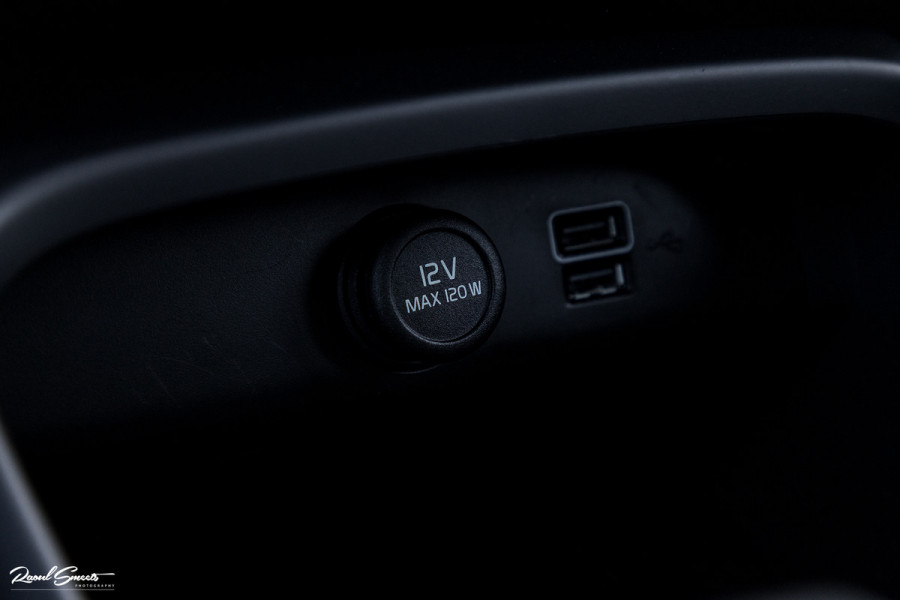 Volvo XC40 1.5 T4 Recharge Inscription Expression | Cruise control | Zwenkbare trekhaak | Apple carplay |