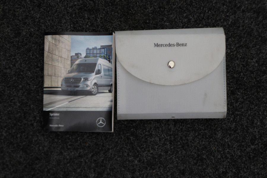 Mercedes-Benz Sprinter 317 CDI Aut. L2H1 Leer, 3-Zits, Airco, Standkachel, Apple Carplay, Cruise, Bluetooth, DAB