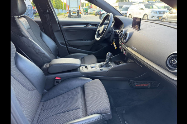 Audi A3 Limousine 2.0 TFSI quattro Sport S Tronic Camera Navi S Line Stoelver. Led