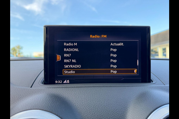 Audi A3 Limousine 2.0 TFSI quattro Sport S Tronic Camera Navi S Line Stoelver. Led