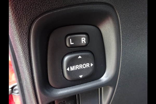 Citroën C1 1.0 e-VTi STYLE EDITION | AIRCO | NAVIGATIE | CARPLAY | NIEUWE APK!!