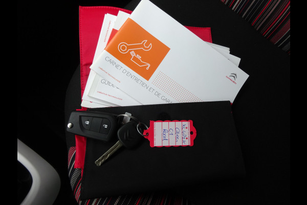 Citroën C1 1.0 e-VTi STYLE EDITION | AIRCO | NAVIGATIE | CARPLAY | NIEUWE APK!!