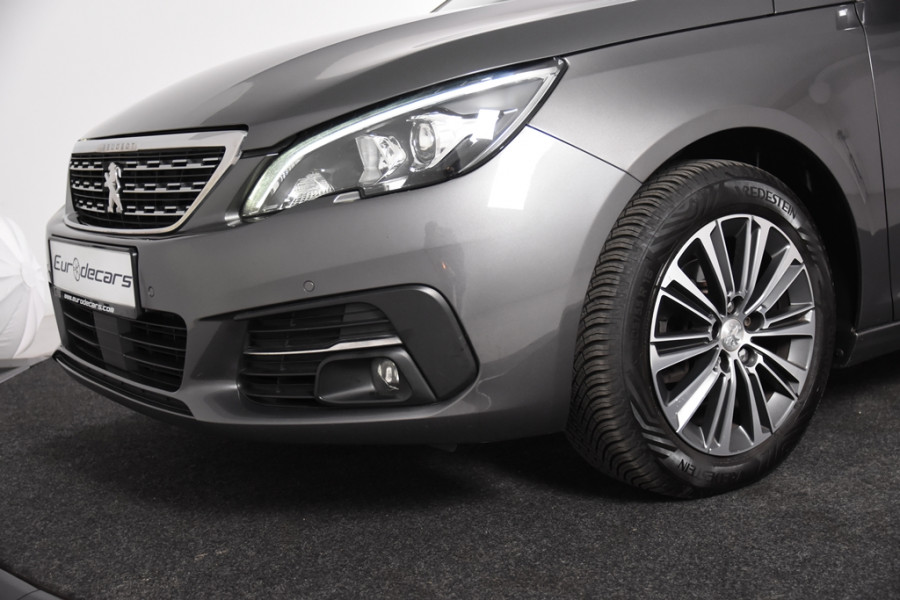 Peugeot 308 SW Allure *1ste Eigenaar*Leer*Navigatie*Trekhaak*