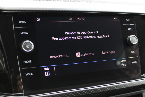 Volkswagen T-Cross 1.0 TSI Life ACC PDC Navi Carplay Nap