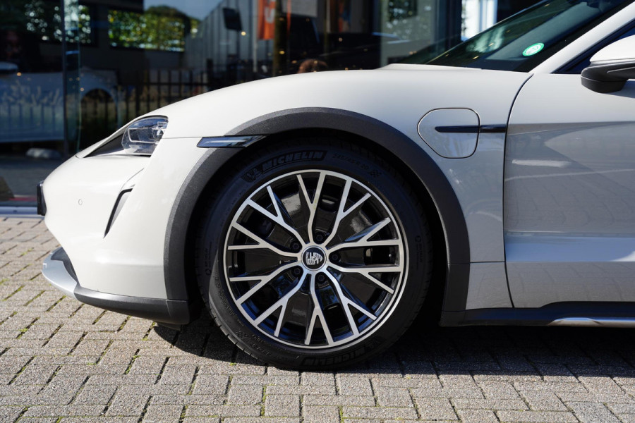 Porsche Taycan Cross Turismo 4 93 kWh GERESERVEERD