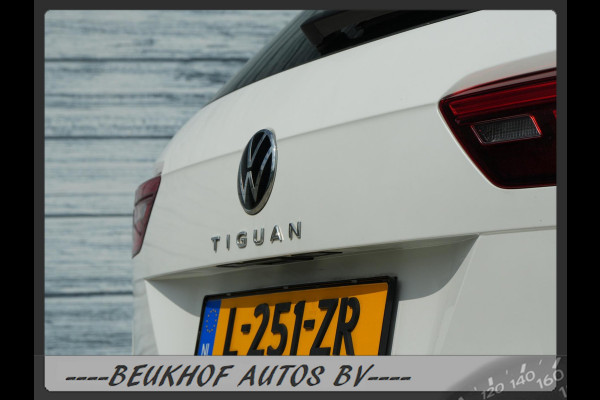 Volkswagen Tiguan 1.5 TSI Carplay Trekhaak Adapt Cruise Pdc