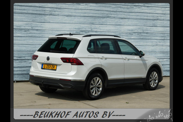 Volkswagen Tiguan 1.5 TSI Carplay Trekhaak Adapt Cruise Pdc