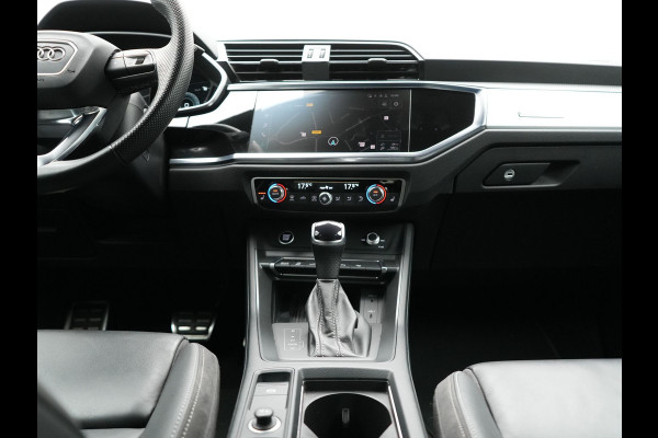 Audi Q3 Sportback 45 TFSI e S Line Plug In Hybrid 245pk Dealer O.H PHEV | Camera | Lederen Sportstoelen Verwarmd | Virtual Cockpit | Navigatie | Blis | Keyless | Cruise Control | Lane Assist | DAB |