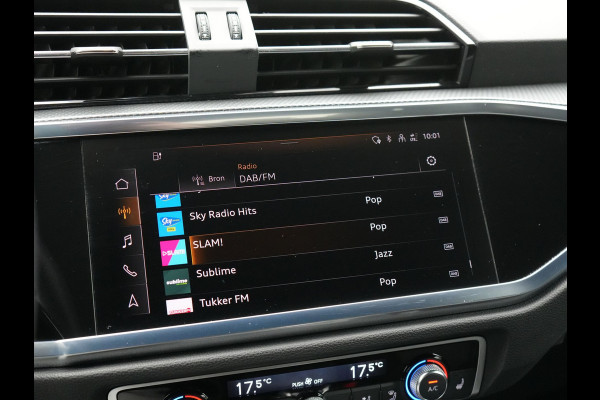 Audi Q3 Sportback 45 TFSI e S Line Plug In Hybrid 245pk Dealer O.H PHEV | Camera | Lederen Sportstoelen Verwarmd | Virtual Cockpit | Navigatie | Blis | Keyless | Cruise Control | Lane Assist | DAB |