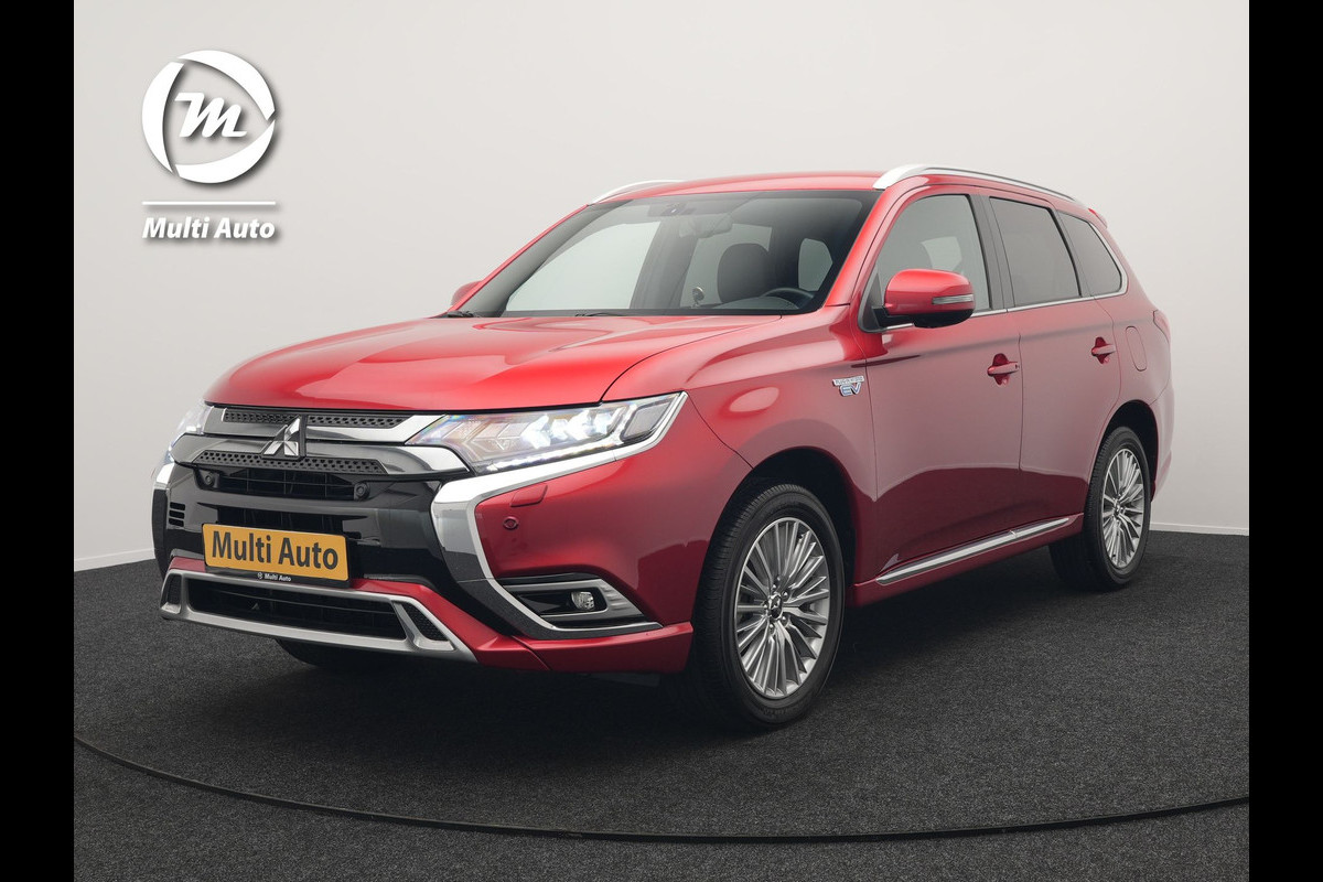 Mitsubishi Outlander 2.4 Intense+ Plug In Hybrid 225pk Dealer O.H PHEV | 360 Camera | Lederen Sportstoelen Verwarmd | Keyless | Navigatie | Stuur Verwarmd | Cruise Control | Blis | DAB |
