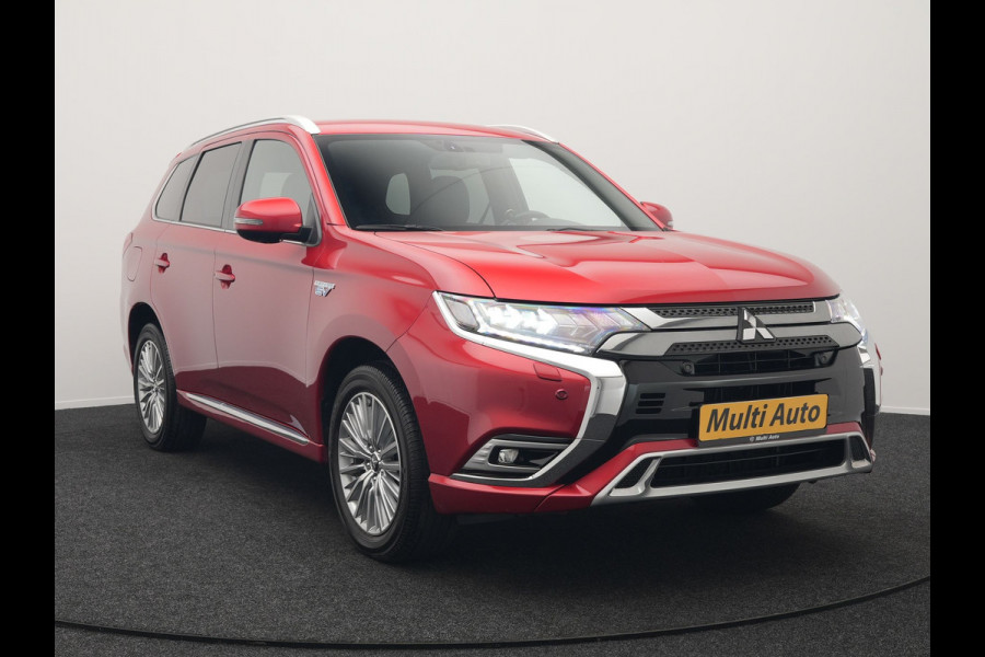 Mitsubishi Outlander 2.4 Intense+ Plug In Hybrid 225pk Dealer O.H PHEV | 360 Camera | Lederen Sportstoelen Verwarmd | Keyless | Navigatie | Stuur Verwarmd | Cruise Control | Blis | DAB |