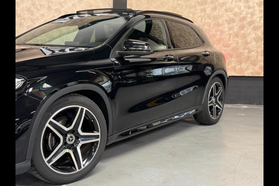 Mercedes-Benz GLA 180 Business Solution AMG | Pano | Cruise control | Keyless | Camera |