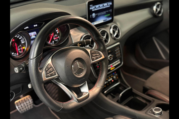 Mercedes-Benz GLA 180 Business Solution AMG | Pano | Cruise control | Keyless | Camera |