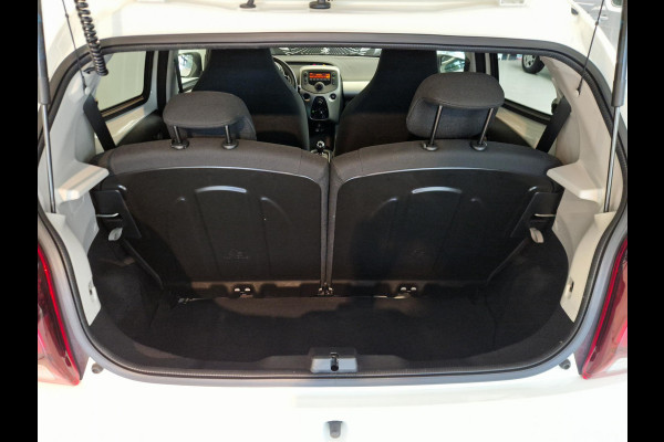 Peugeot 108 1.0 VTi Active Automaat | Airco | Bluetooth | Parkeersensoren achter