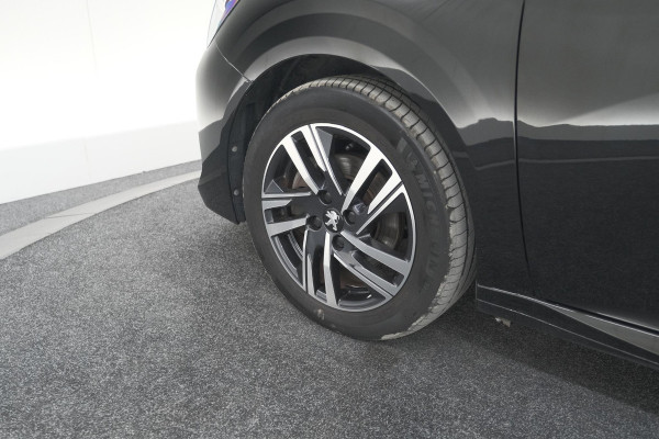 Peugeot 208 PureTech 100 Allure Pack | Camera | Apple Carplay | Stoelverwarming | Parkeersensoren