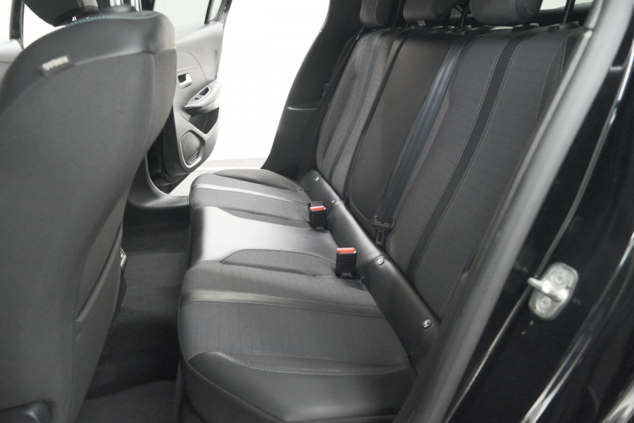 Peugeot 208 PureTech 100 Allure Pack | Camera | Apple Carplay | Stoelverwarming | Parkeersensoren